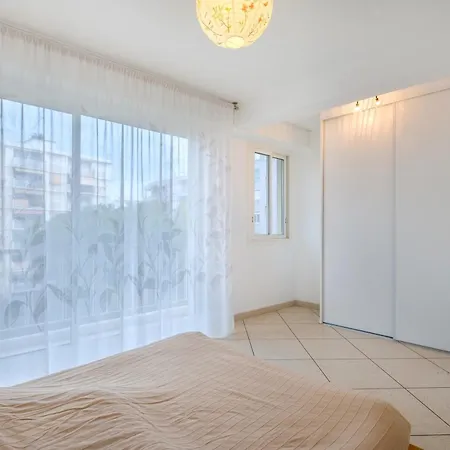 Apartment Angelina 2 Pieces Vue - Bej001
